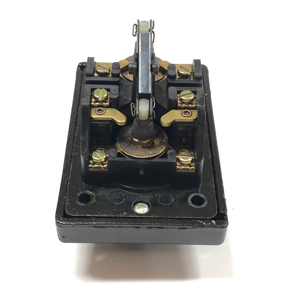 01968-032 Rees Red And Green Push Button Double Plunger