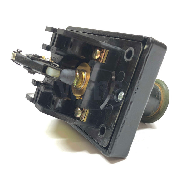 02712-032 Rees Red And Green Mushroom Push Button Switch