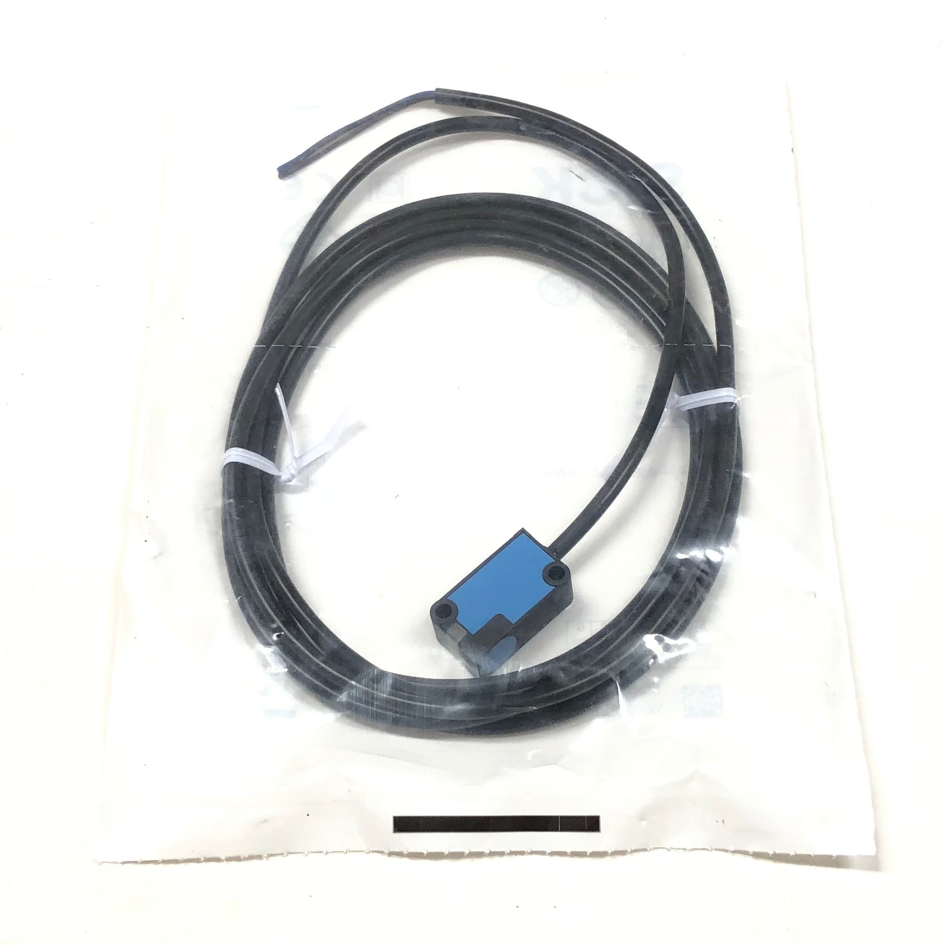 1055447 IQ10-03BPSKW2 SSick Inductive Proximity Sensor, DC 10-30V, 200mA
