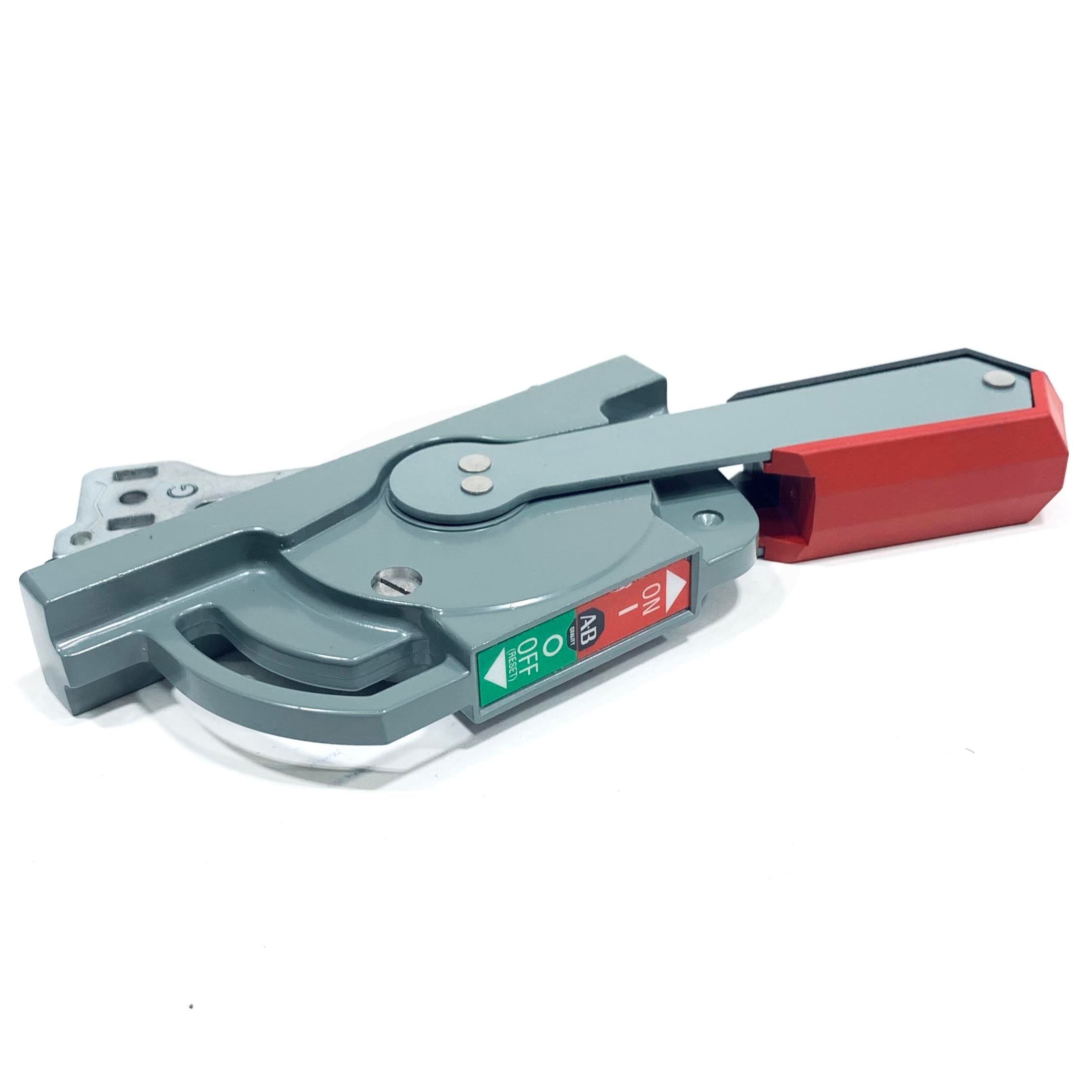 140G-G-FMX10 Allen Bradley Plastic Actuator, Painted Metal Flange Handle