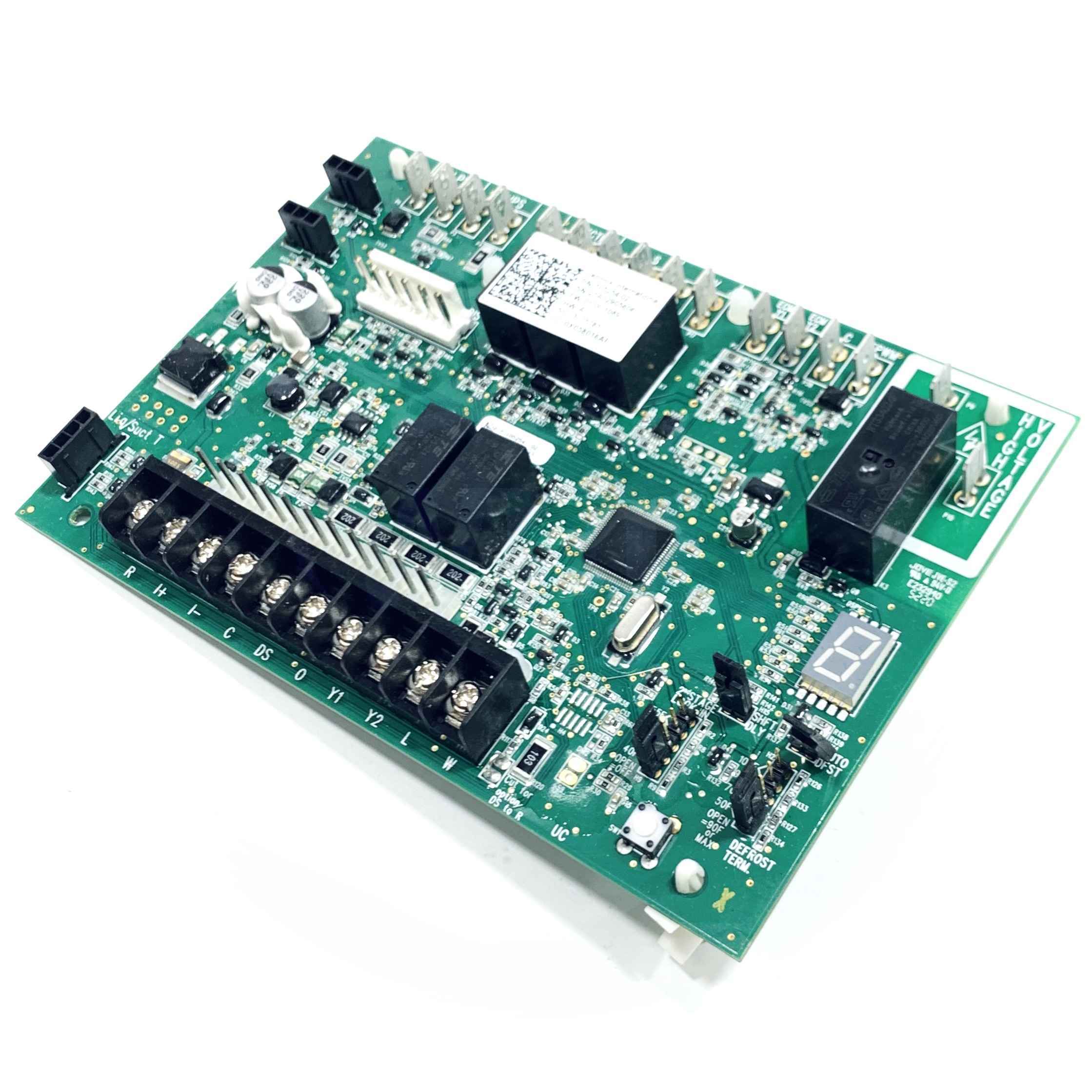 18Y05 Lennox Control Module, 105254-02 - 0