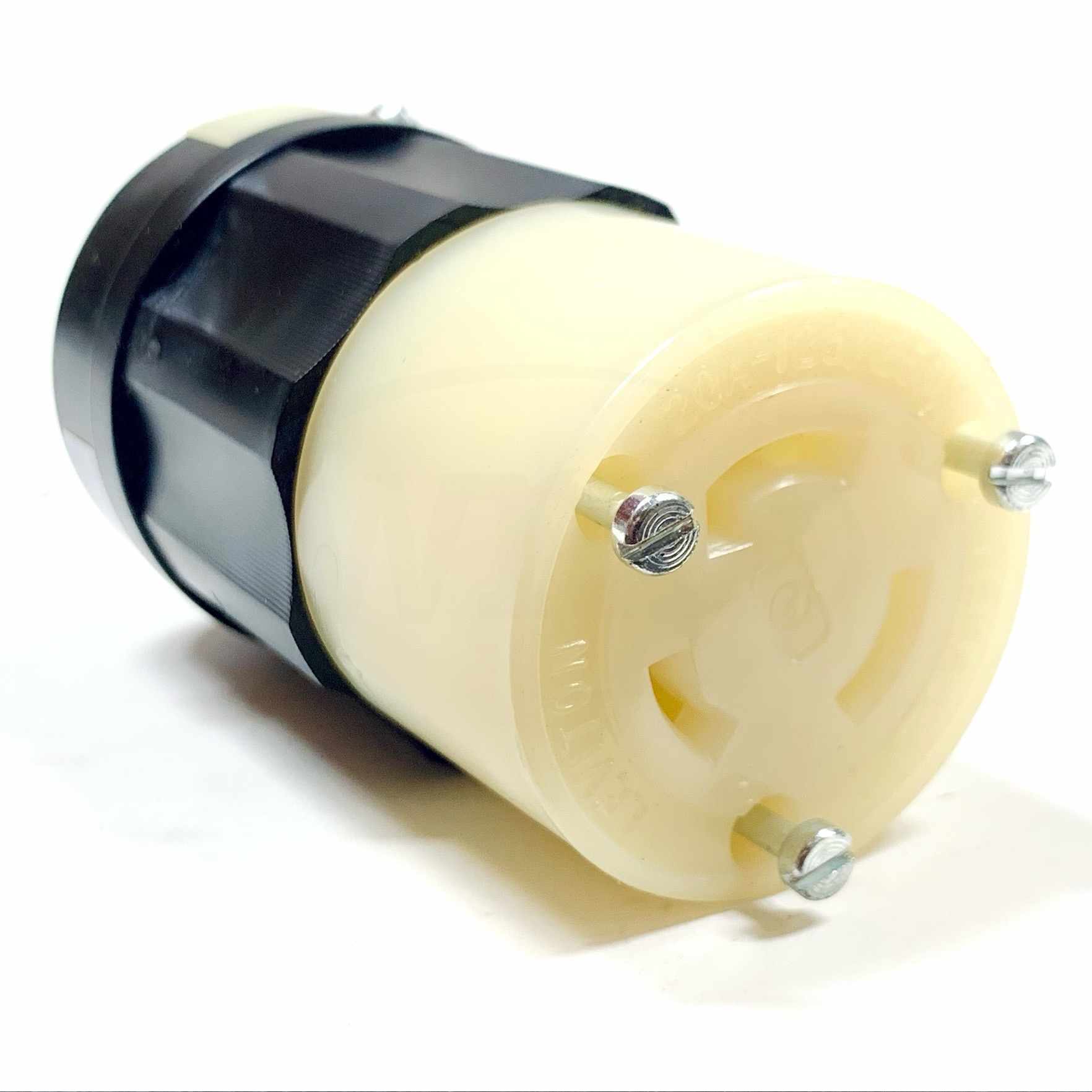 2363 Leviton Locking Connector, 3-Pole, 3-Wire