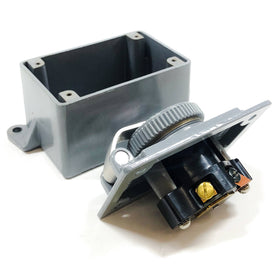 3743 Russellstol Receptacle, 2 Wire, 3 Pole