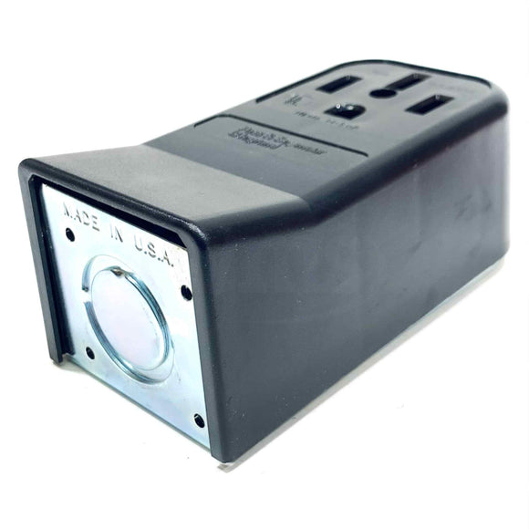 3854 Pass & Seymour Straight Blade Power Outlet Receptacle