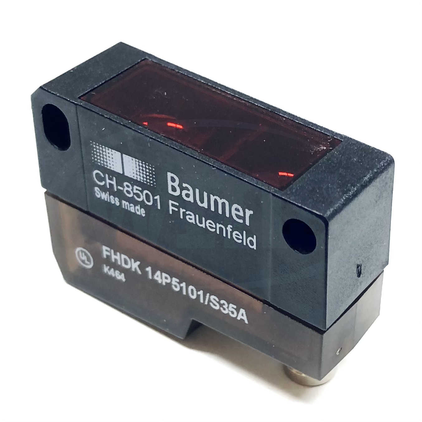 399-1943 Baumer Photoelectric Sensor With Connector - 0