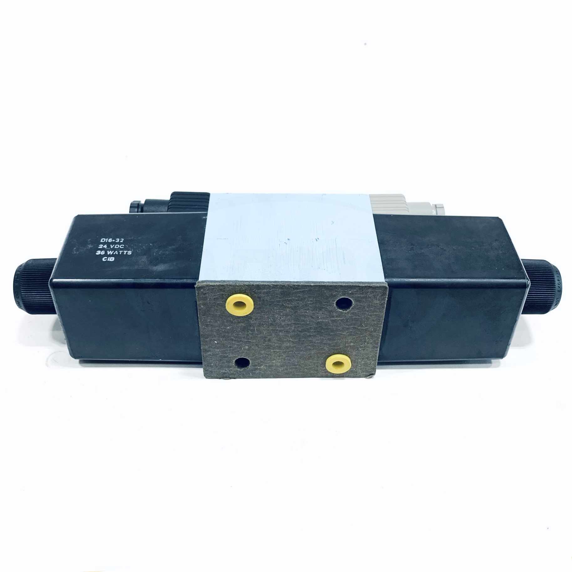 3D02-34-208-0302-00B1G0Q32790 Denison Hydraulic Valve - 0