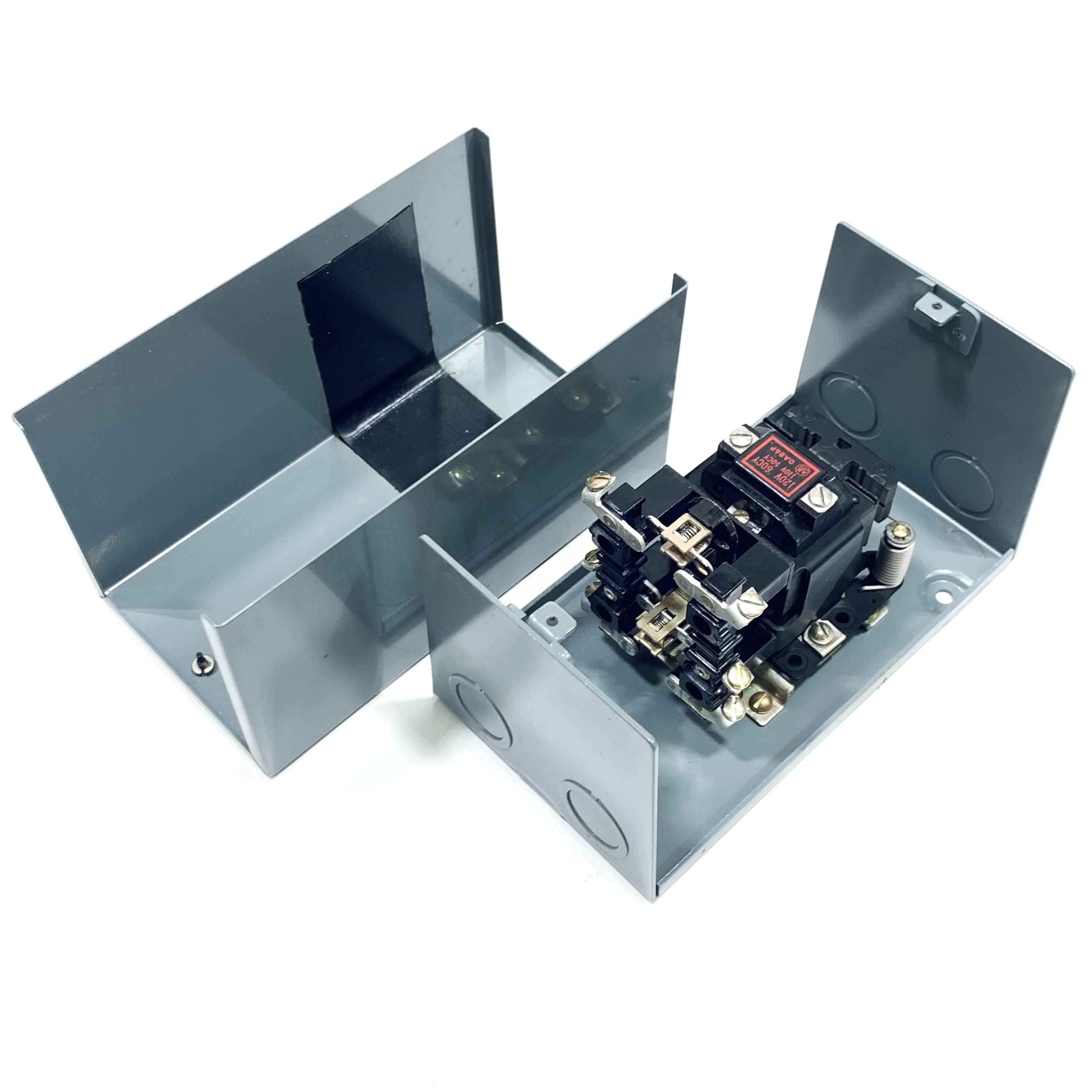 700-B211A1 Allen-Bradley Type B AC Relay NEMA 1 3Pole