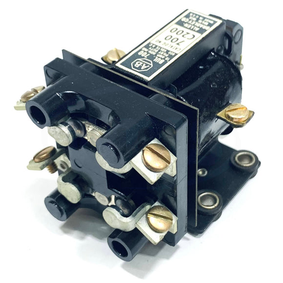 700-C200A4 Allen-Bradley Control Relay 440-480 Vac
