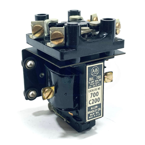 700-C200A4 Allen-Bradley Control Relay 440-480 Vac