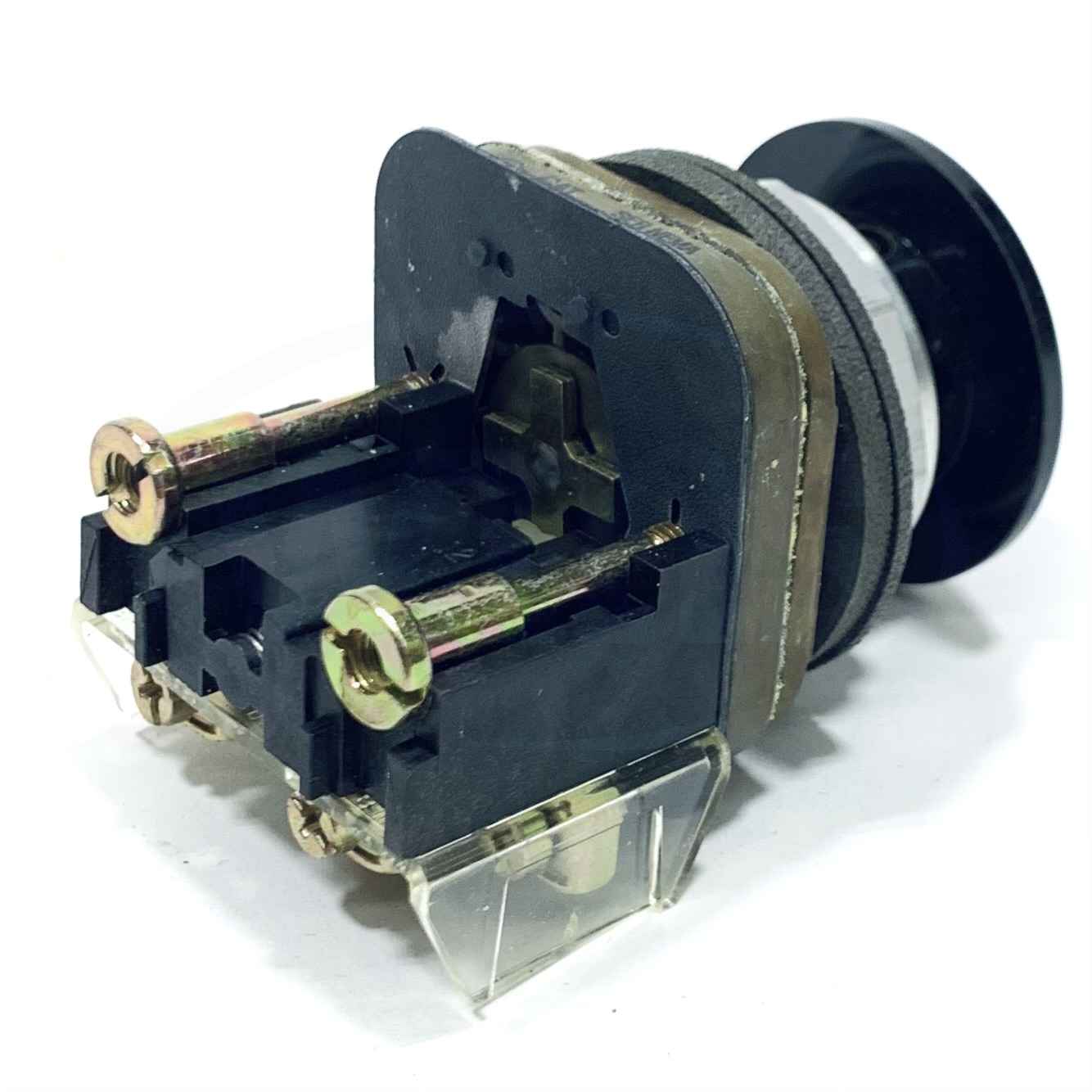800T-D2A Allen-Bradley Pushbutton Mushroom Fead Type 4, 13 - 0