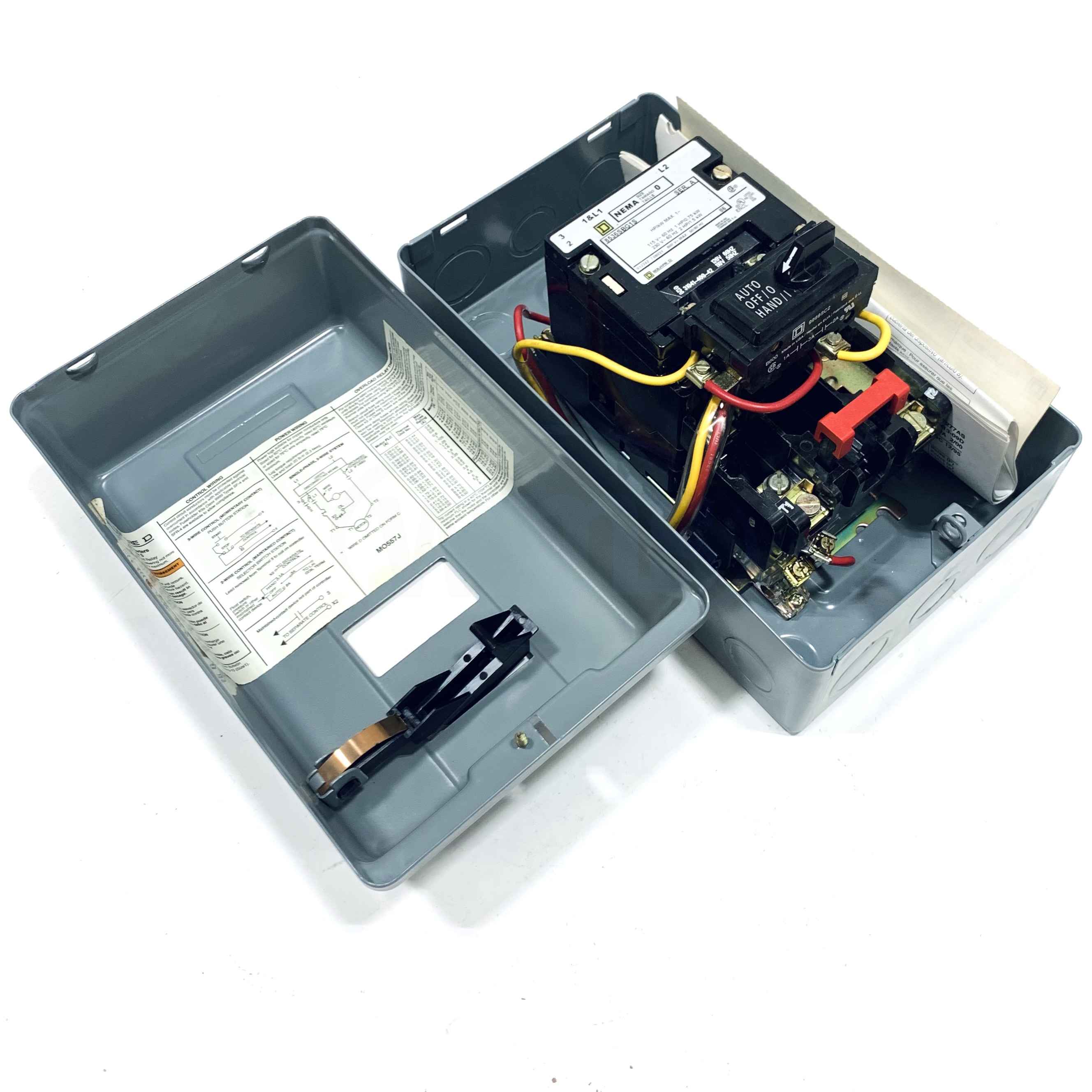8536SBG1V02CS Square D AC Magnetic Starter, NEMA Size 0, Series A - 0