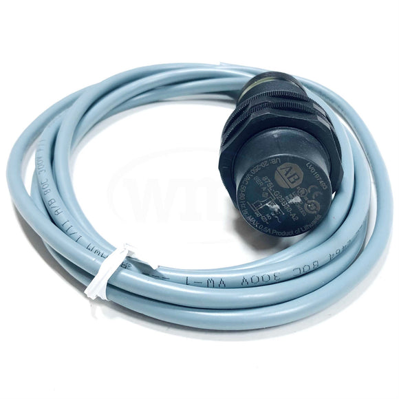 875L-G25B30-A2 Allen-Bradley Capacitive Sensor