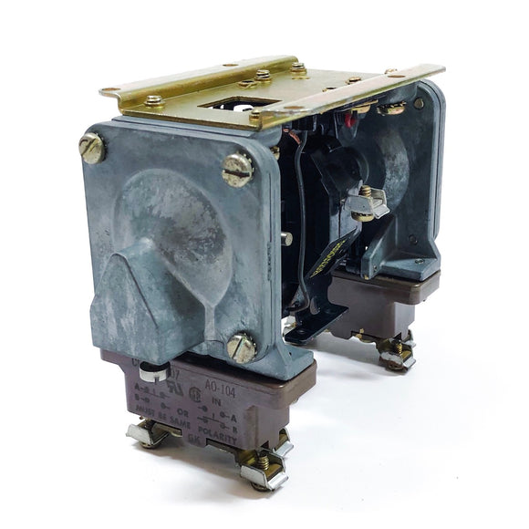 9050AO110DE Square D Pneumatic Timing Relay, 120V