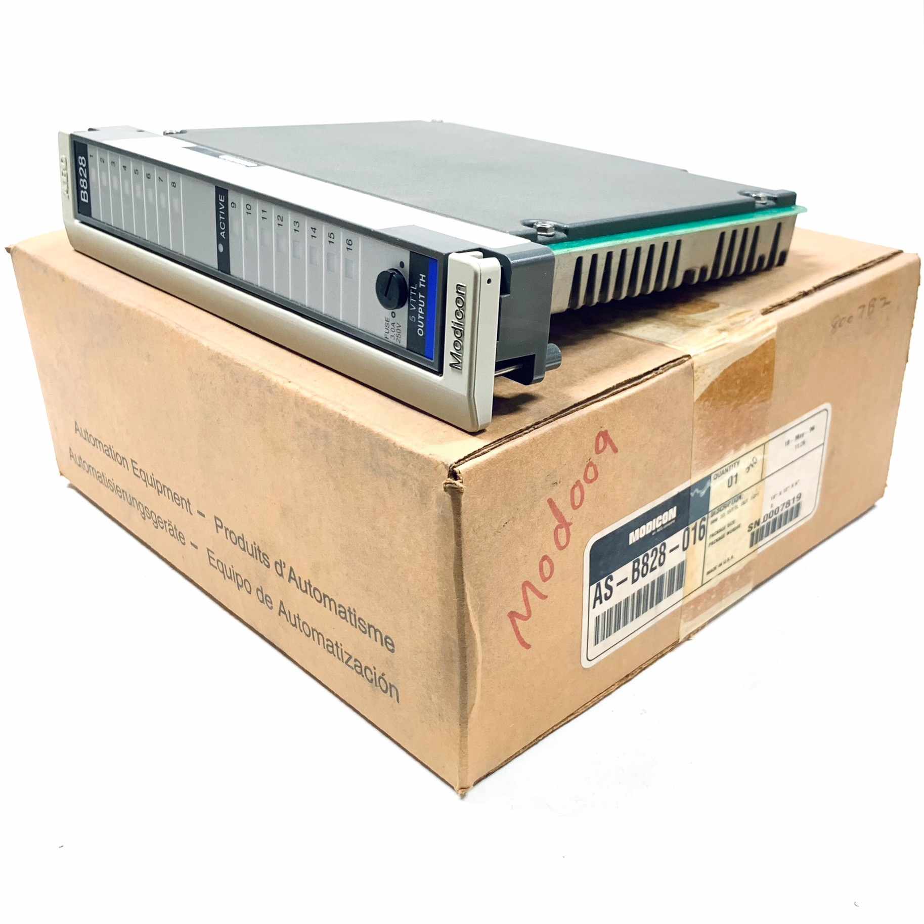 AS-B828-016 Modicon Output Module, 800 I/O 5VTTL OUT 16PT