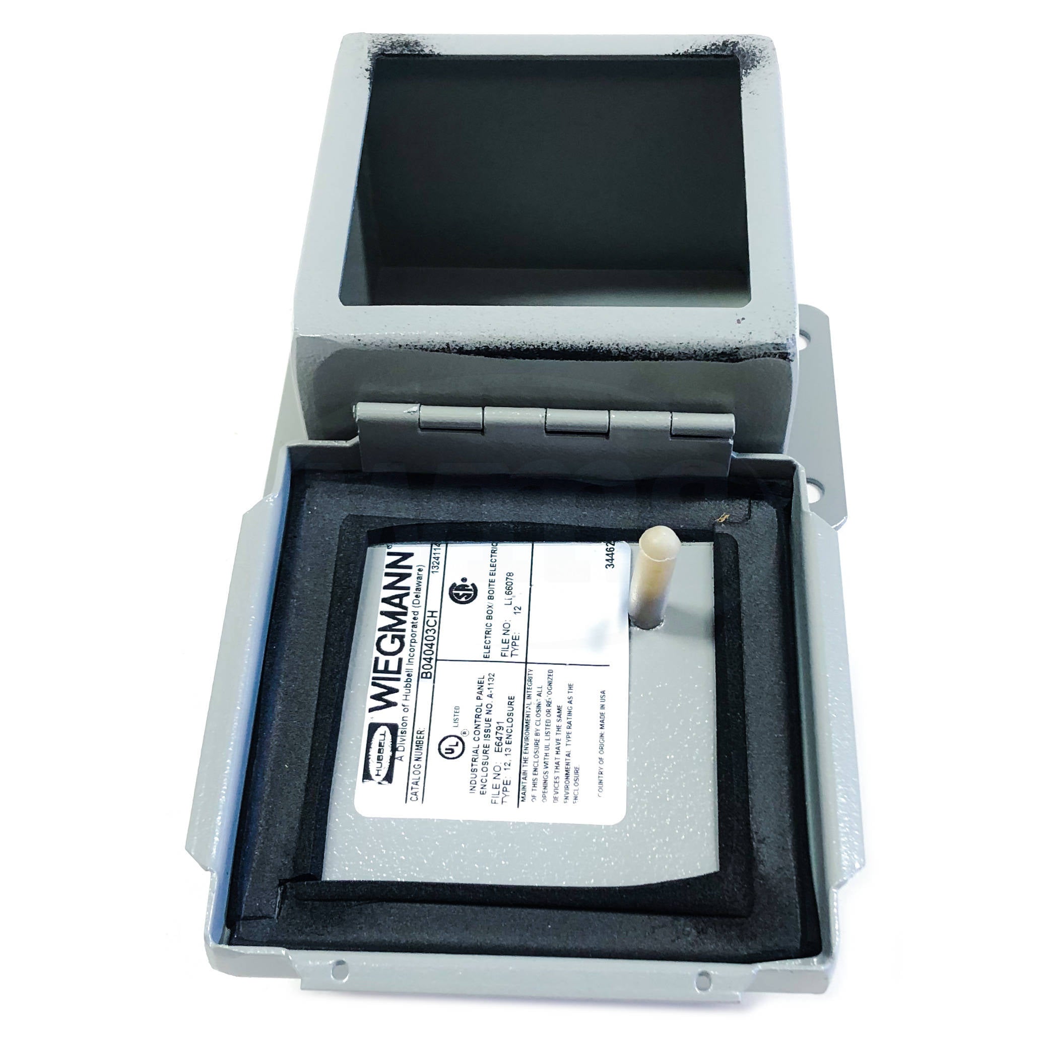 B040403CH Hubbell 4x4x3" N12 JIC Continuous Hinge Carbon Steel Gray Box