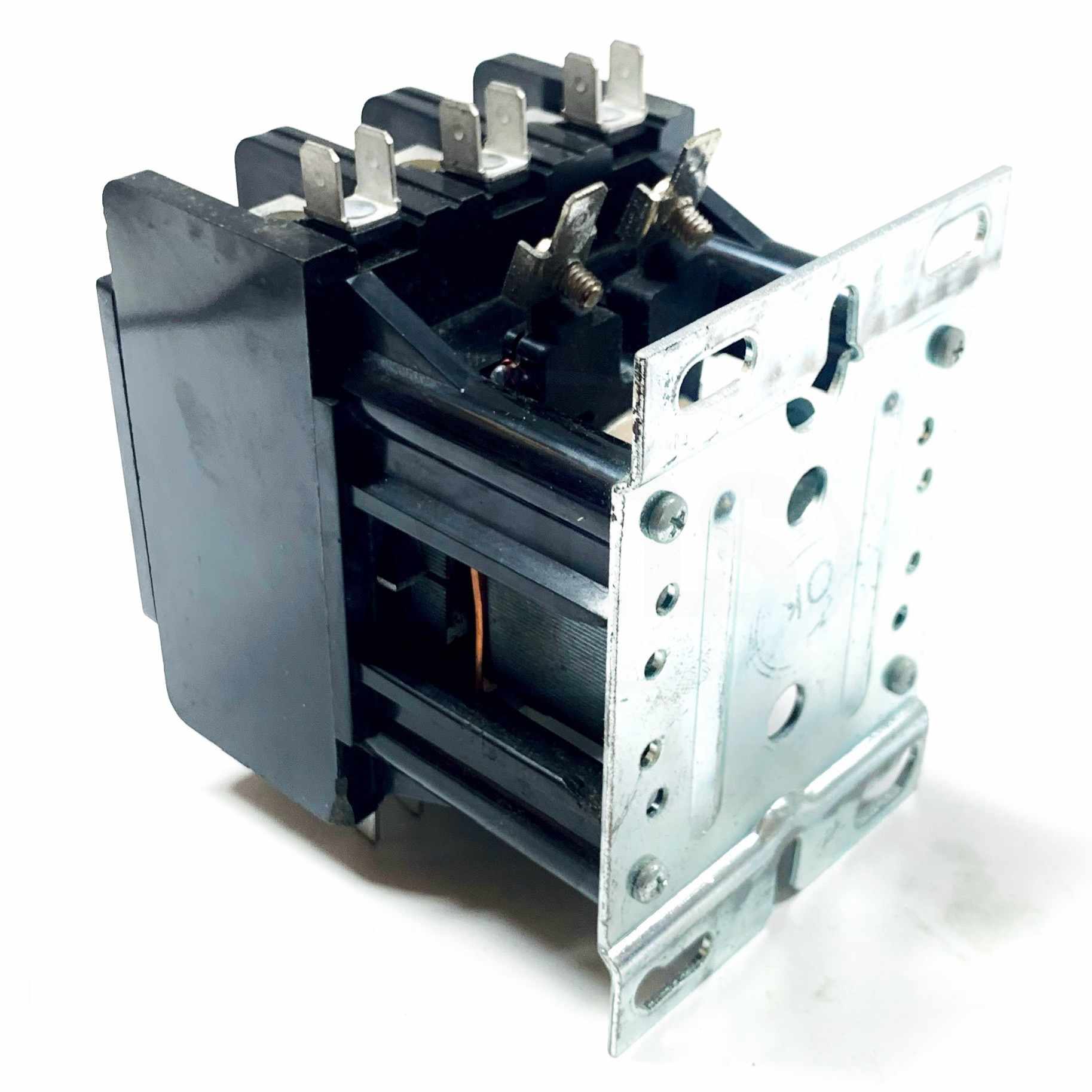 CDP6023 Siemens Contactor D.P. 3-Pole, 50/60Hz, 208/240V