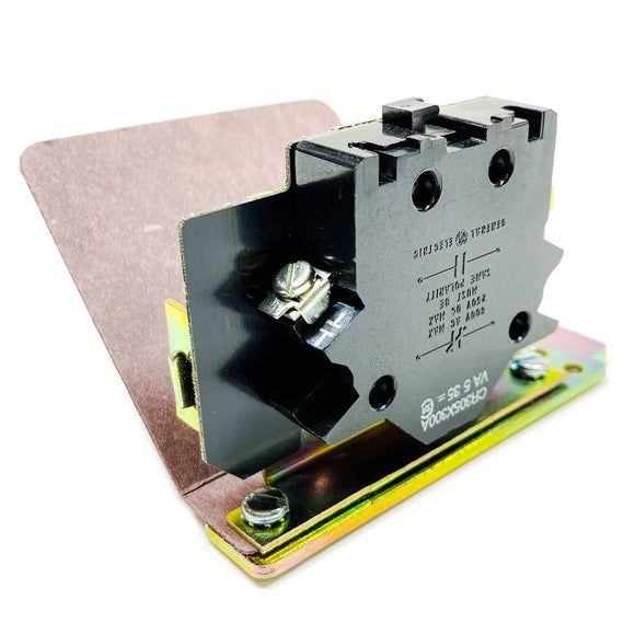 CR305X300A General Electric Auxiliary Contact