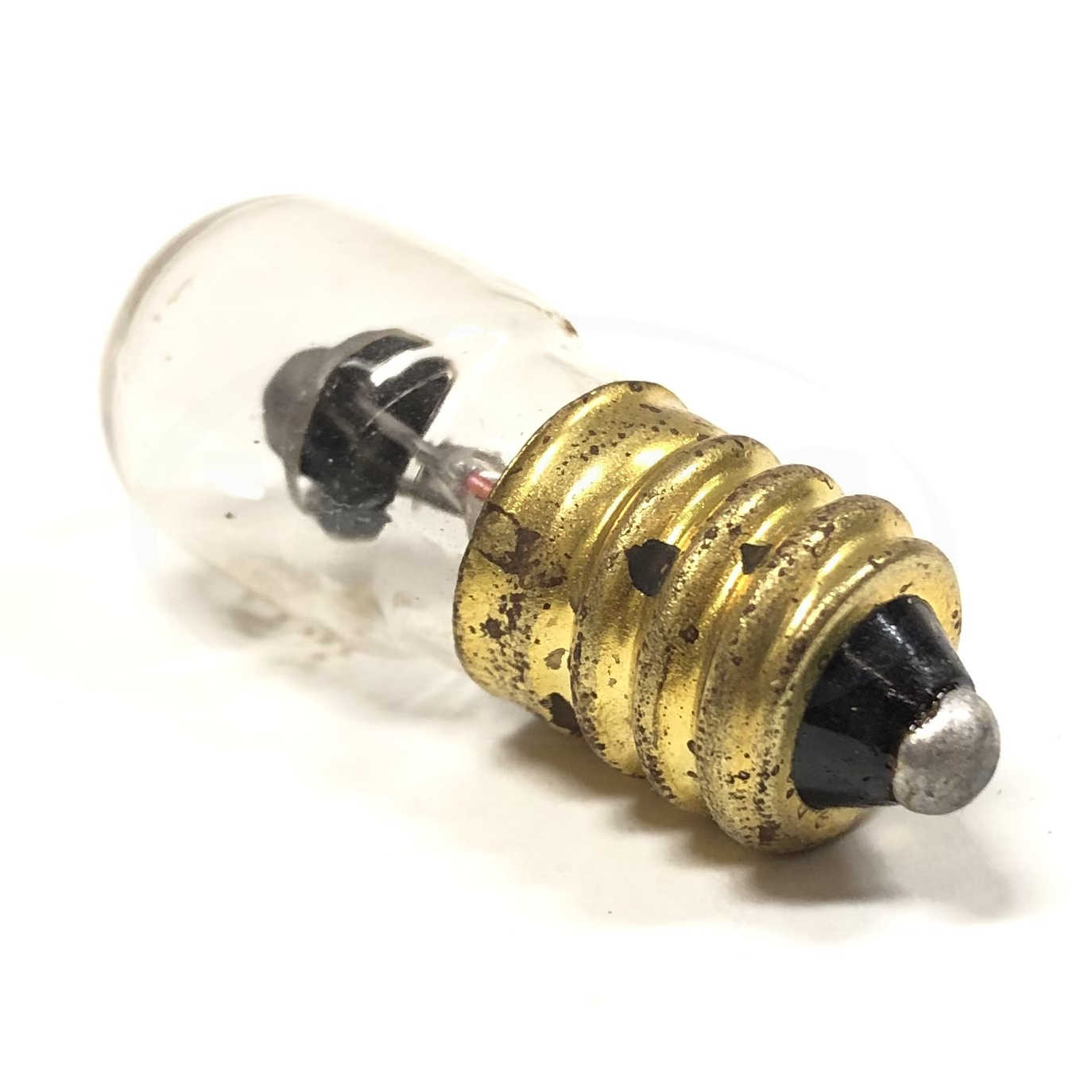 D13758-3 Furnas Threaded Base Light Bulb