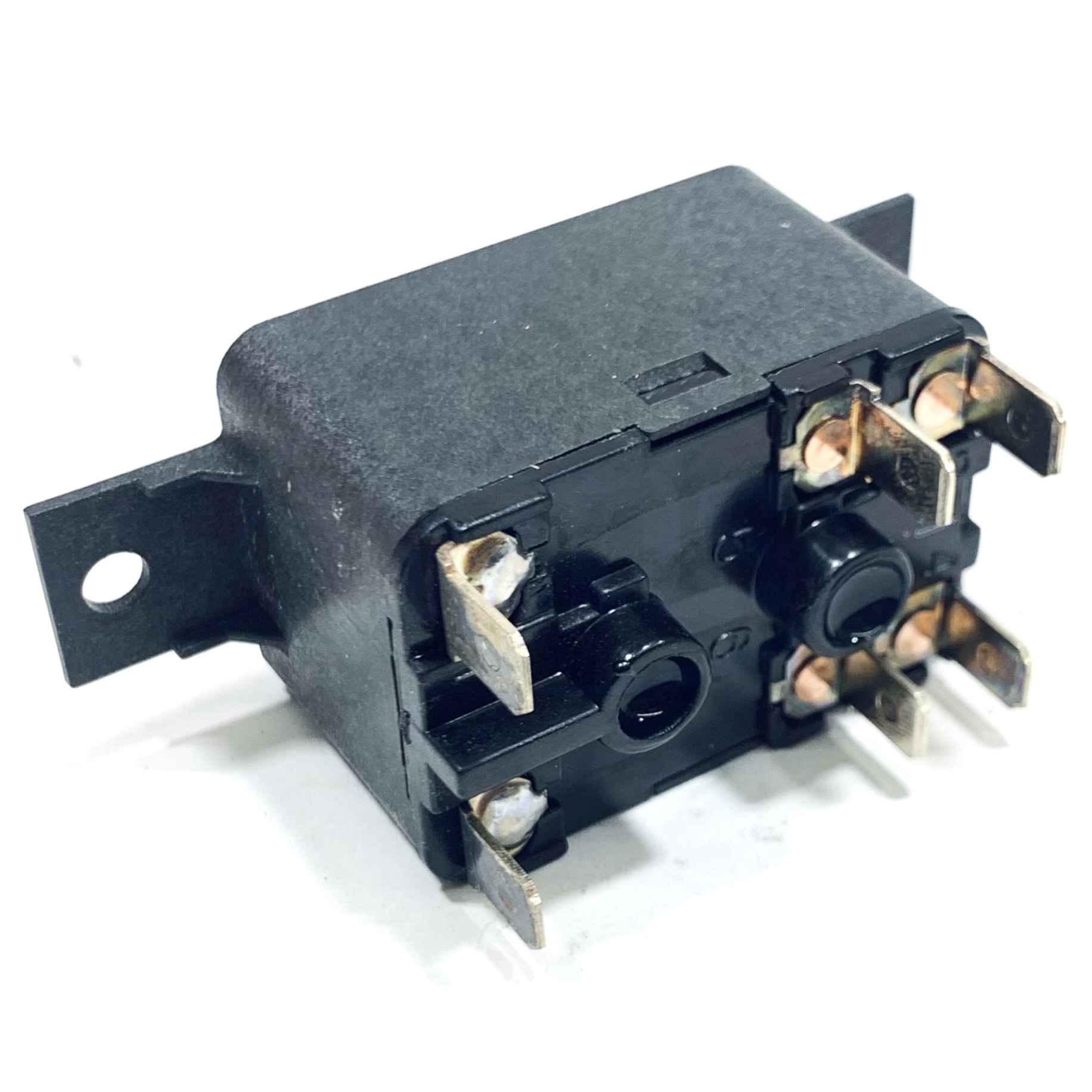 D90-380 DiversiTech General Purpose Relay, Coil 24VAC, 50/60Hz