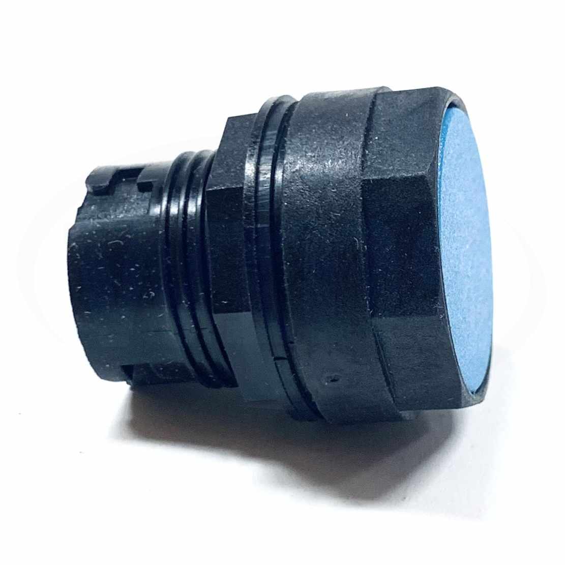 E22PB6 Cutler-Hammer Flush Push Button, 25mm, Blue, NEMA 4X - 0