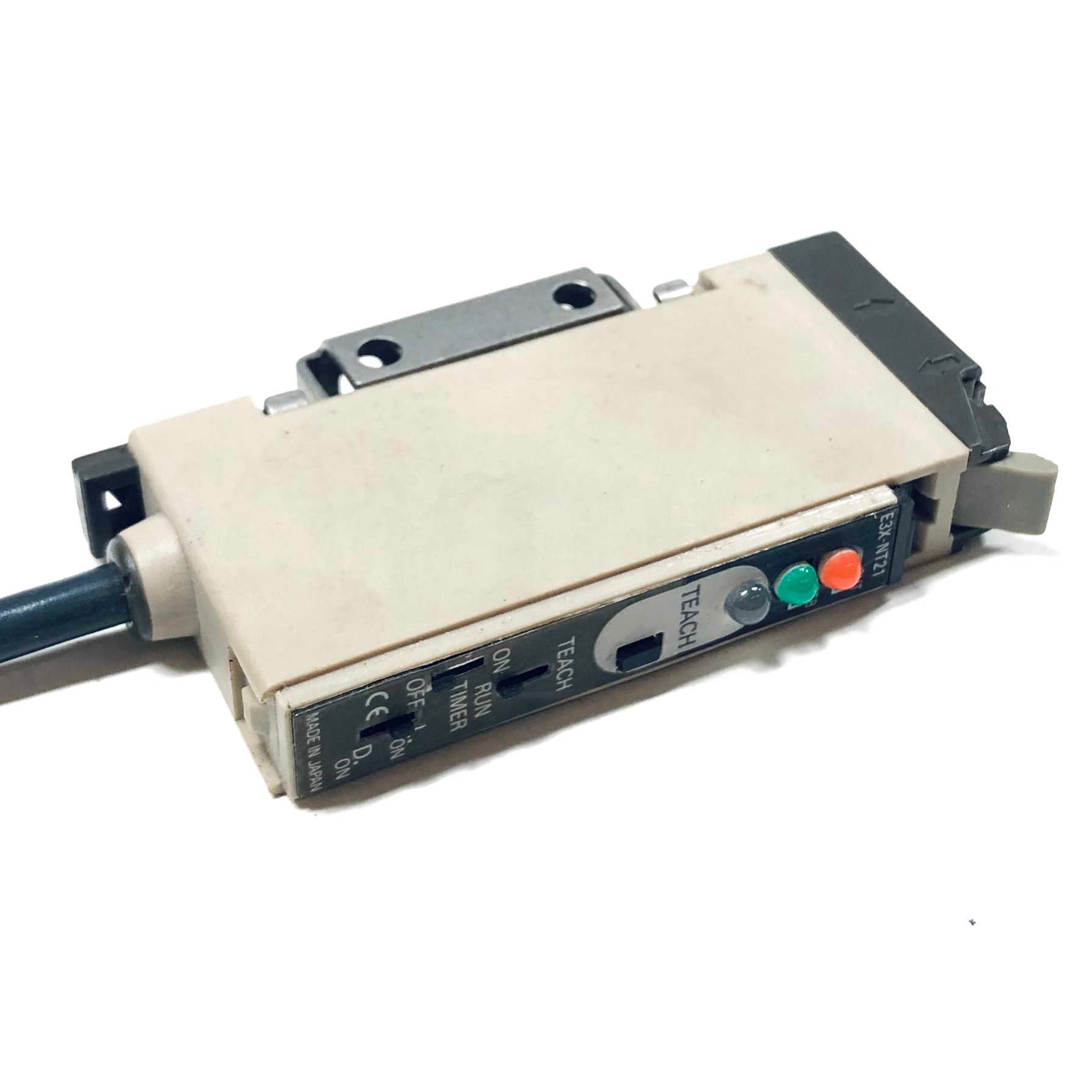 E3X-NT21 Omron Fiber-Optic Sensor