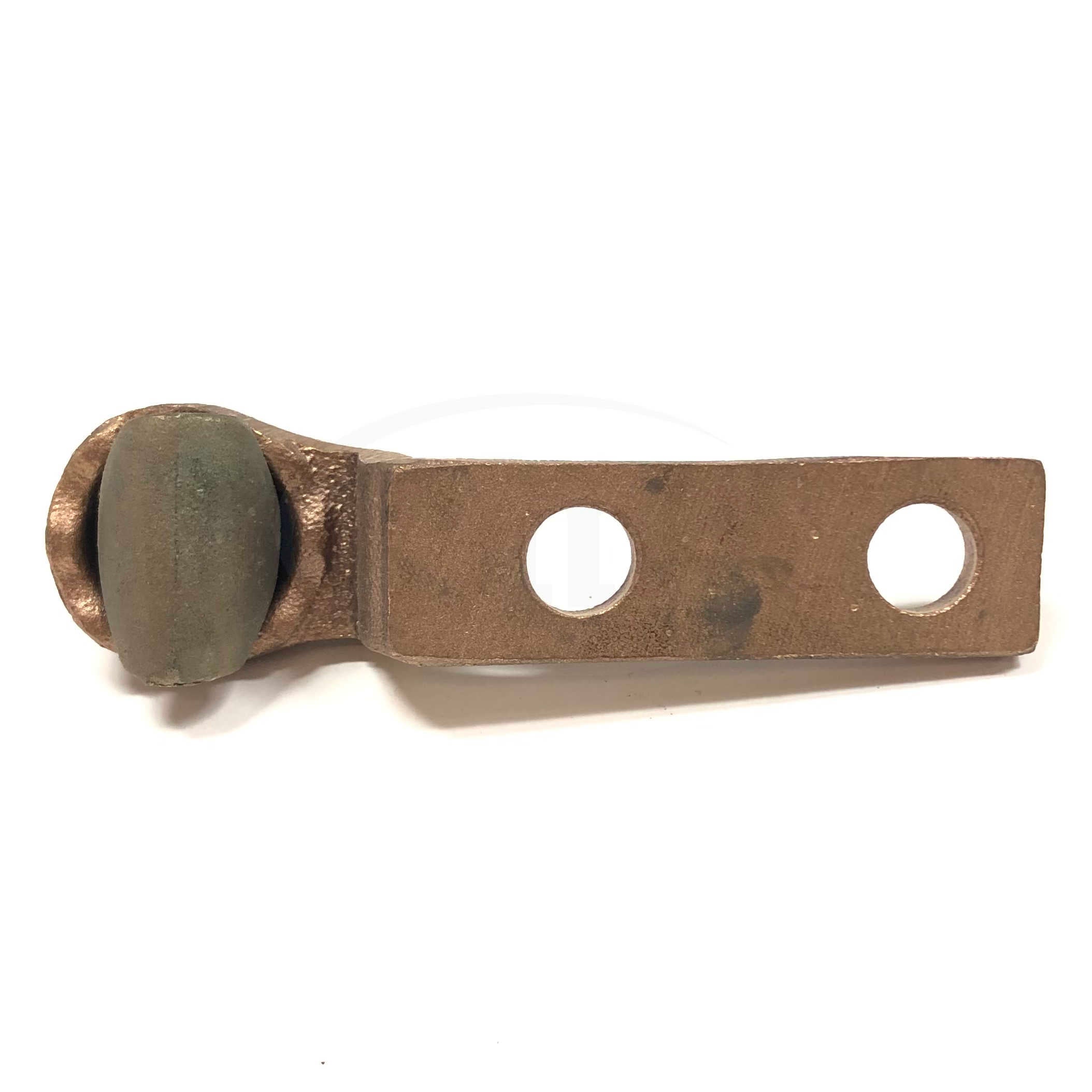 EA28-2N Burndy Lug Connector