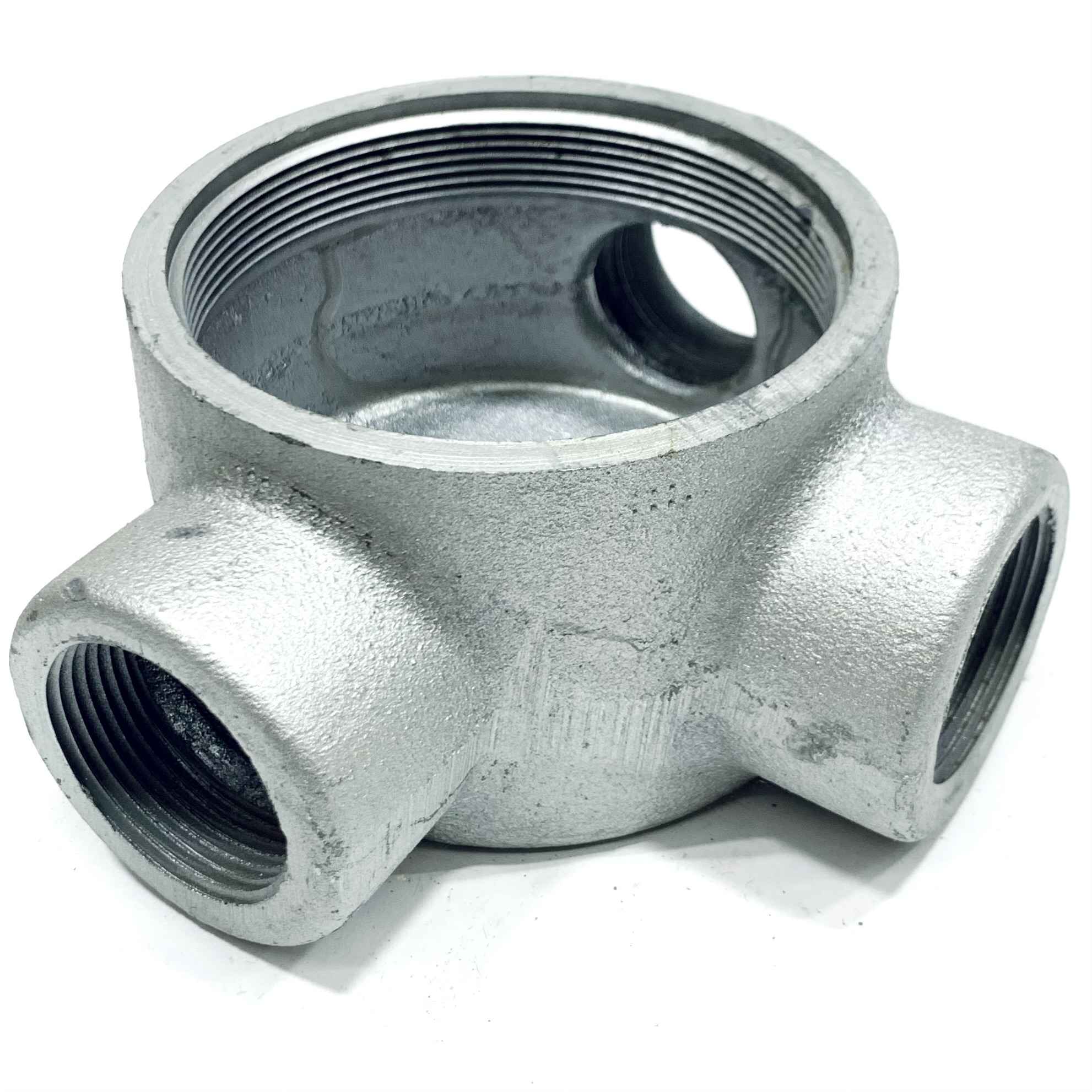 GUAT47 Crouse-Hinds Conduit Outlet Box With Cover, 3 5/8" Cover Opening, 1 1/4"