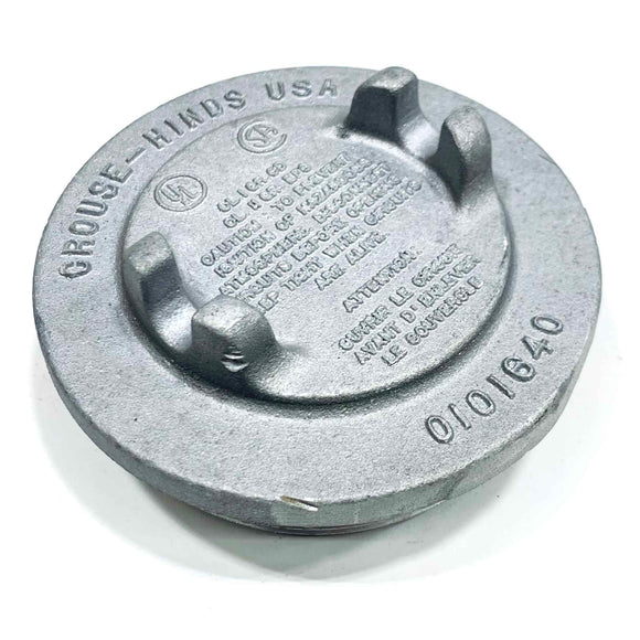 GUAT47 Crouse-Hinds Conduit Outlet Box With Cover, 3 5/8" Cover Opening, 1 1/4"