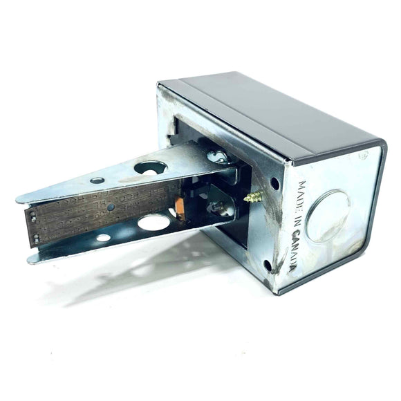 L4068E 1047 Honeywell Fan Control, Range 80 to 120F, 3" HW