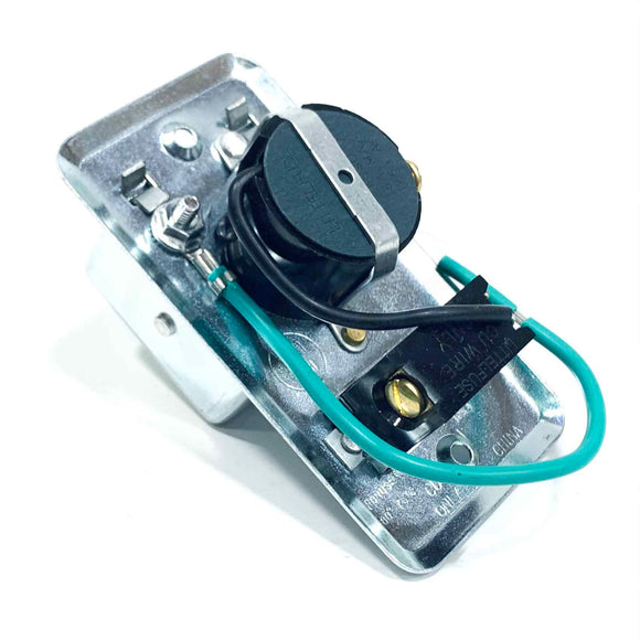 LSSU Littlefuse Inc. Box Cover Unit, 15A, 125V