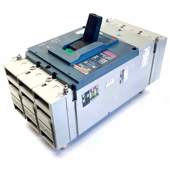 NSJ400HC Merlin Gerin Molded Case Circuit Breaker, 600V, 50/60Hz