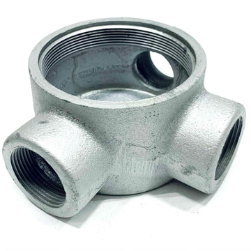GUAT47 Crouse-Hinds Conduit Outlet Box With Cover, 3 5/8" Cover Opening, 1 1/4"