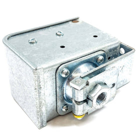 P10BG-3C Johnson Controls Low Pressure Controller, Range 2/20 PSIG - 0