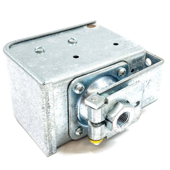 P10BG-3C Johnson Controls Low Pressure Controller, Range 2/20 PSIG