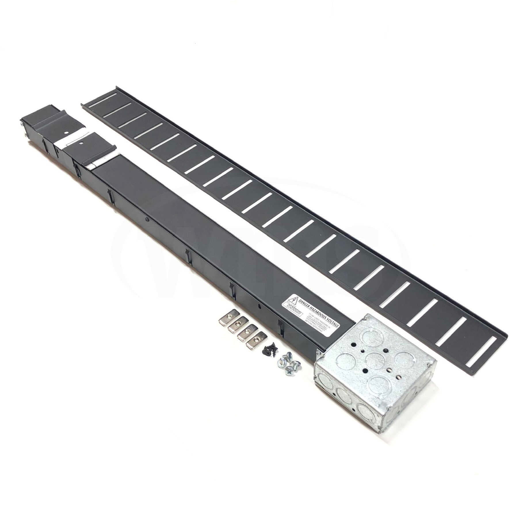 PD-620J-IG Middle Atlantic Product Hard Wired Outlet Power Strip 6 Plugs - 0