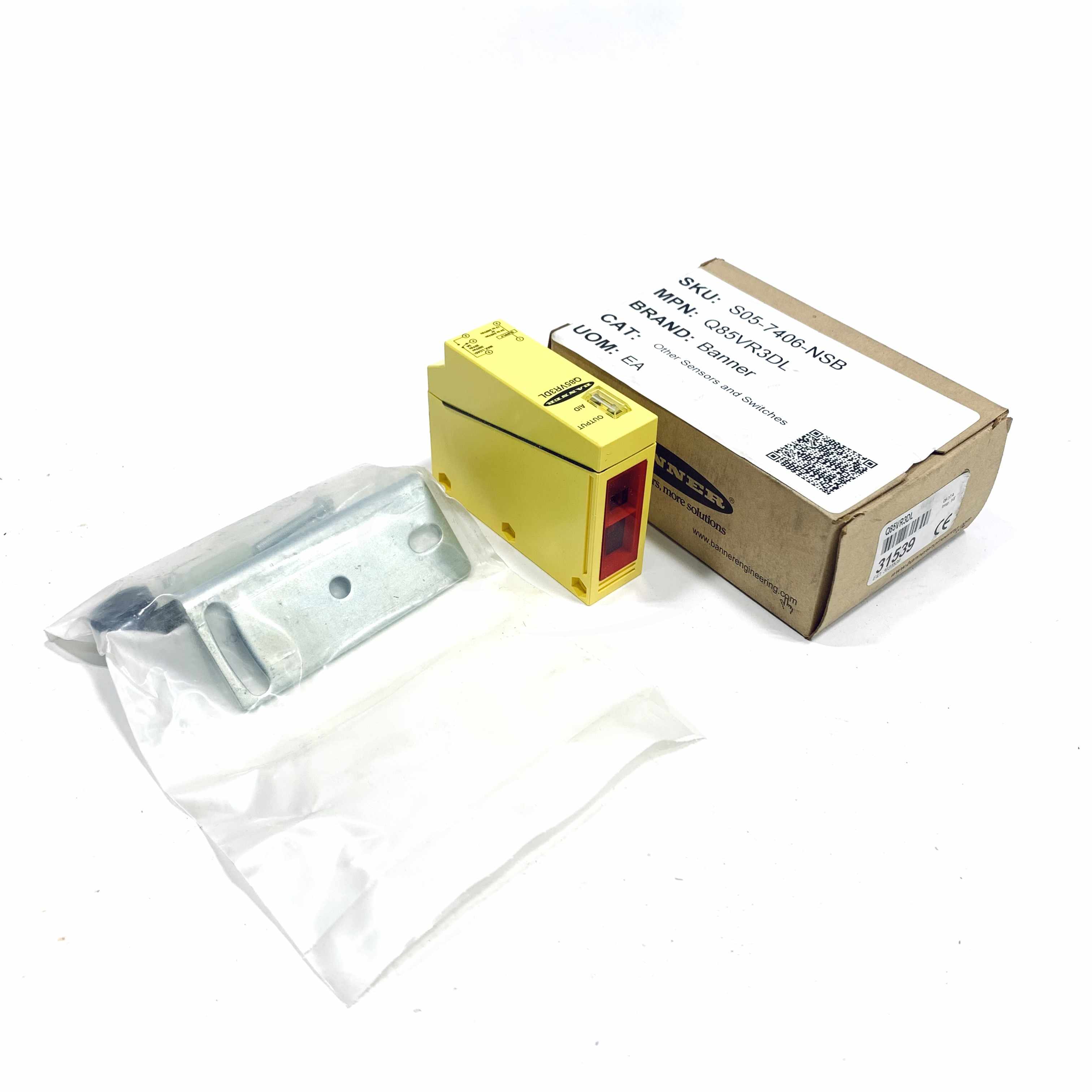 Q85VR3DL Banner Photoelectric Diffuse Sensor, 2-240 V dc / 24-240 Vac - 0