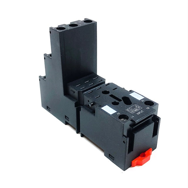 RXZE2S111M Schneider Relay Socket