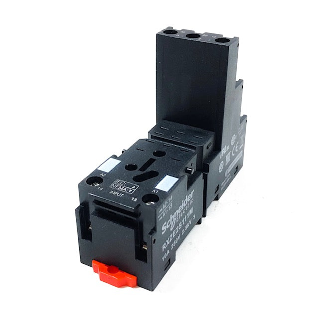 RXZE2S111M Schneider Relay Socket