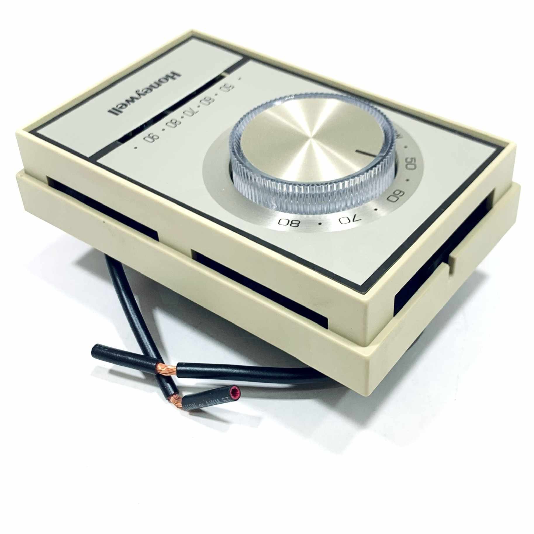 T498A1778 Honeywell Tradeline Line Volt Electric Heat Thermostat, Beige