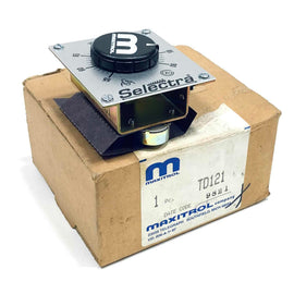 TD121 Maxitrol Temperature Controller, 55-90F