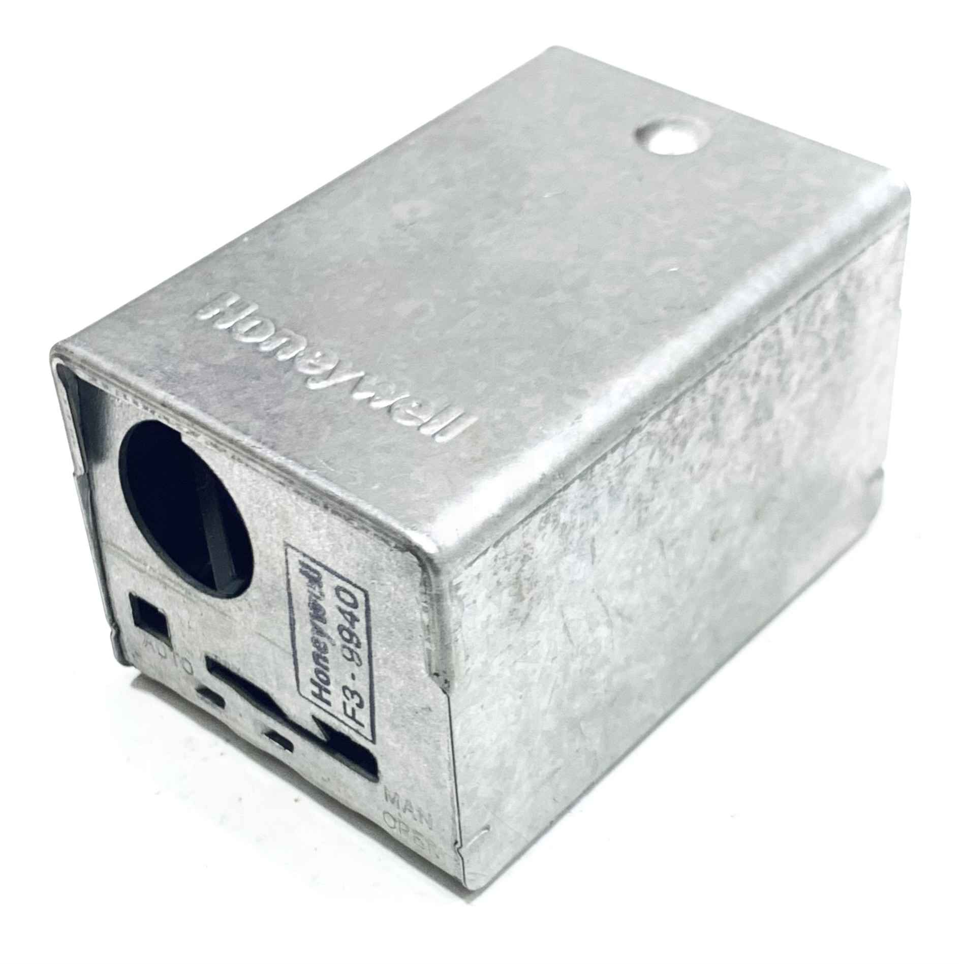 V4043B1059 Honeywell Fan Coil Valve, 240V, 60Hz - 0