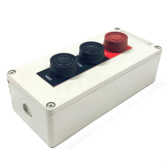 XAP-G Telemecanique Enclosure with Open/Close/Stop Pushbuttons